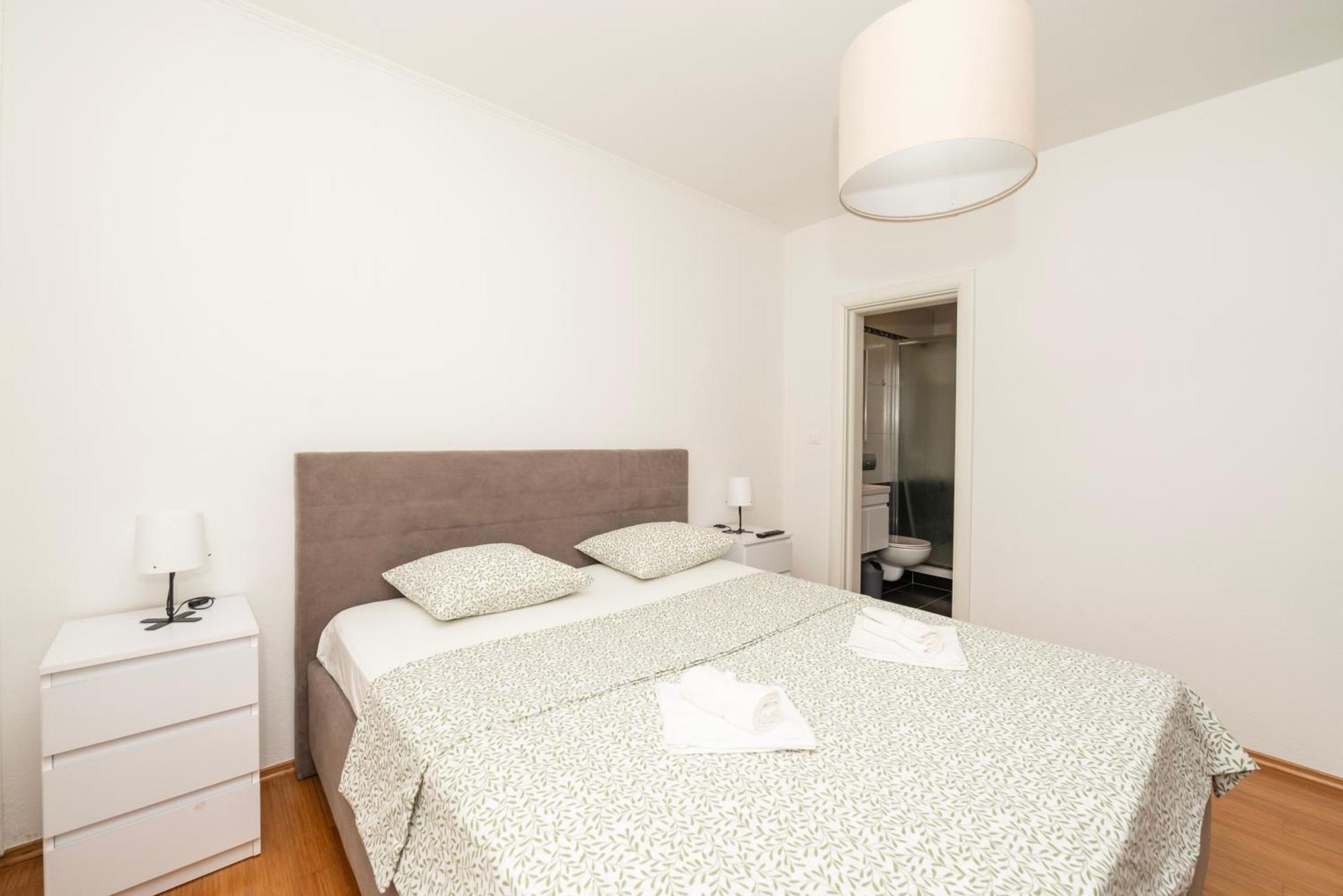 Apartment Paula Traù Esterno foto